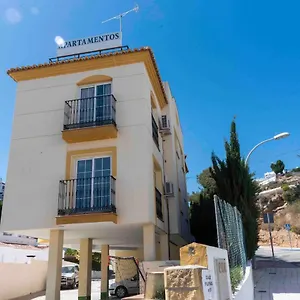 burriana-beach-nerja.hotelsinnerja.org/